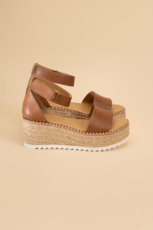 TUCKIN-S Platform Sandals